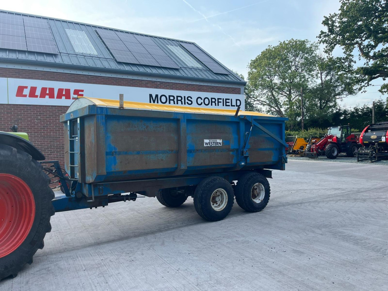 10 T TANDEM AXLE