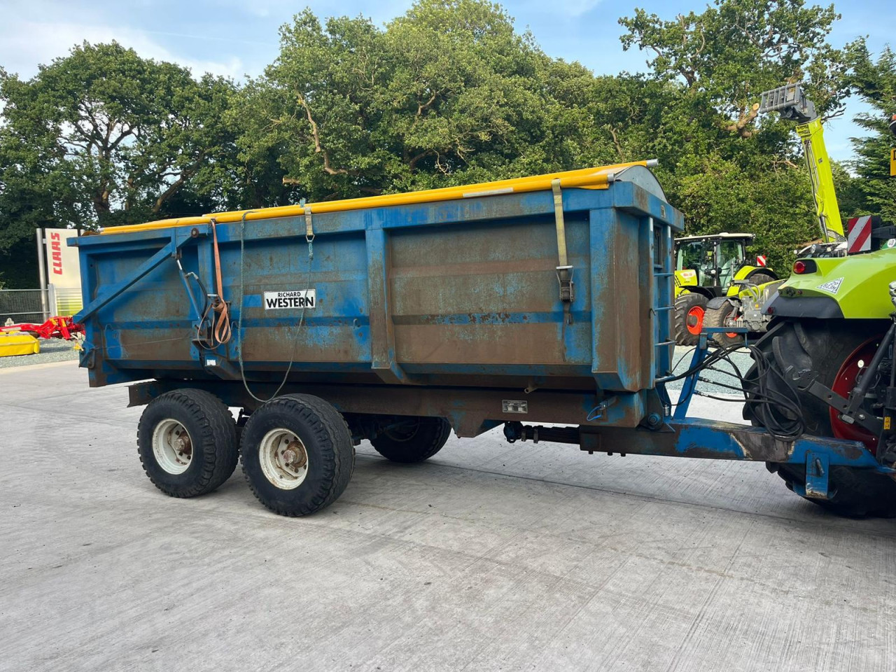 10 T TANDEM AXLE