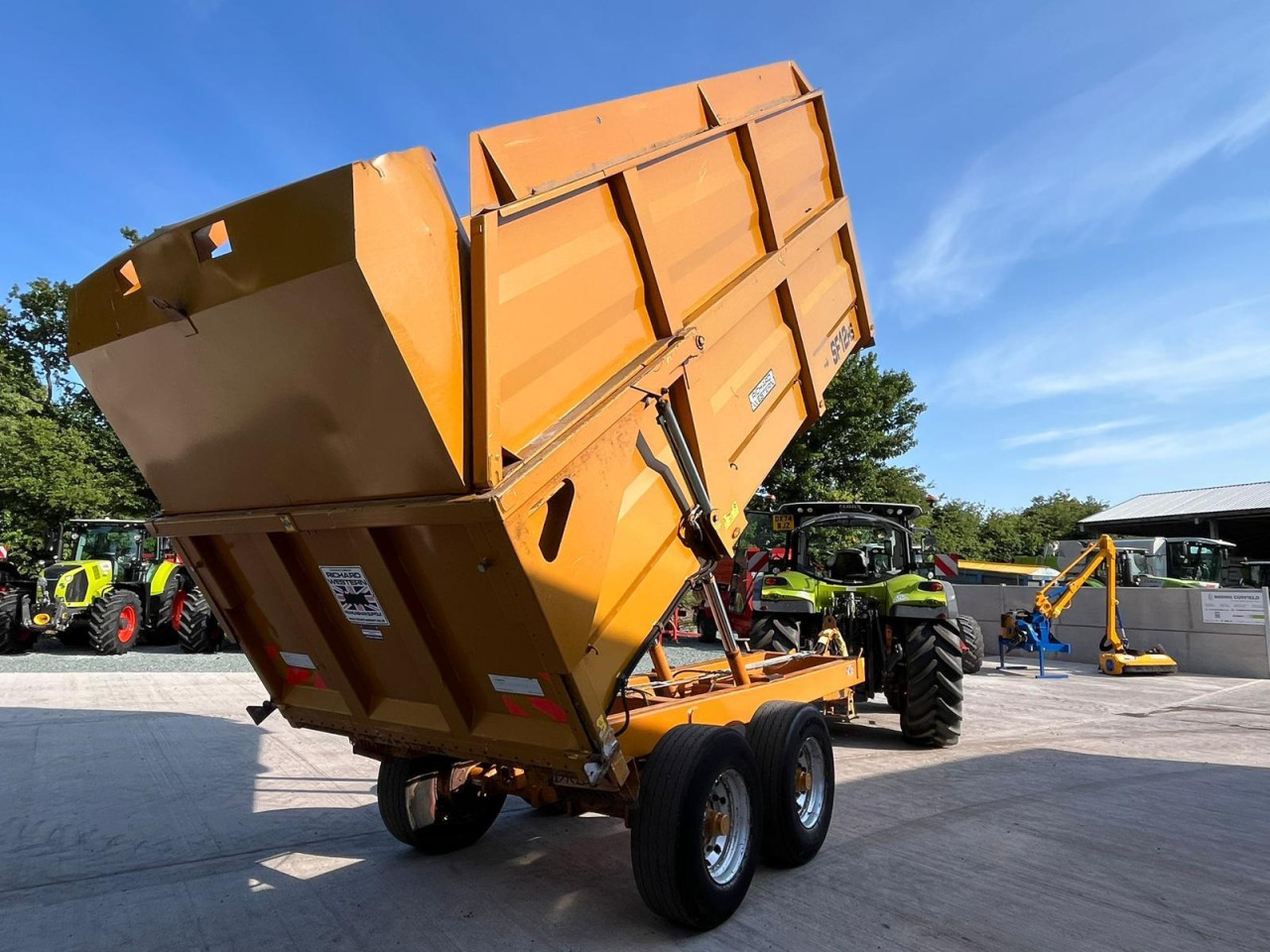 SF12 SILAGE TRAILER