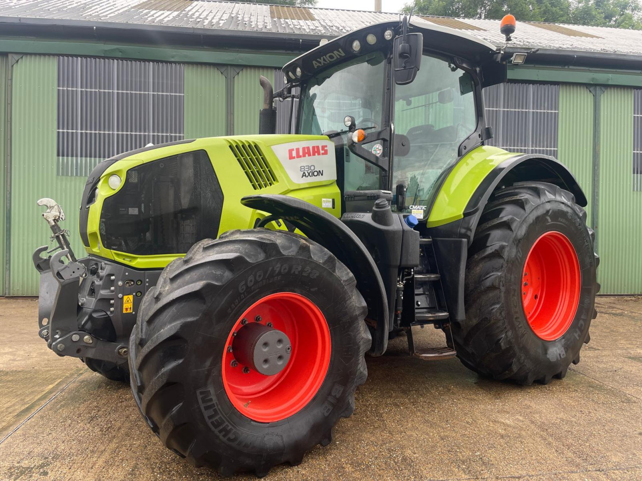 AXION 830