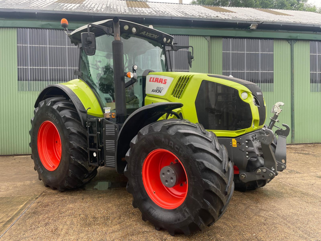 AXION 830