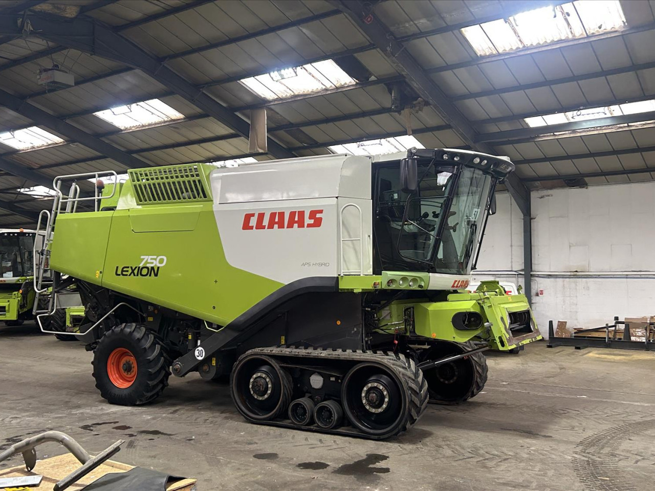 LEXION 750 TT