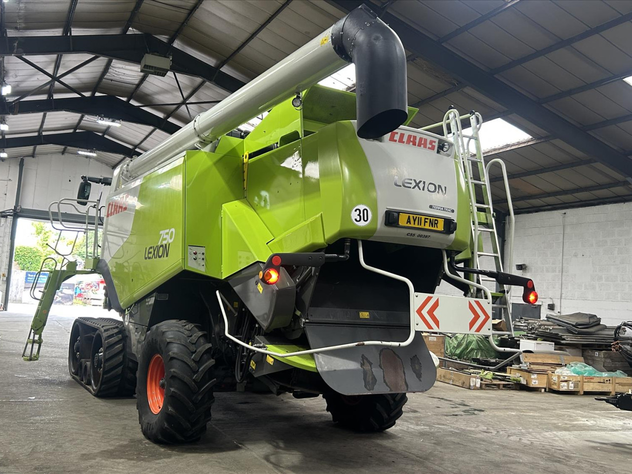 LEXION 750 TT