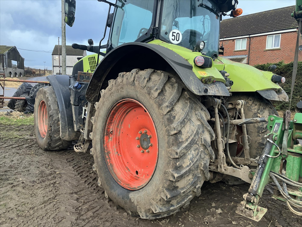AXION 830