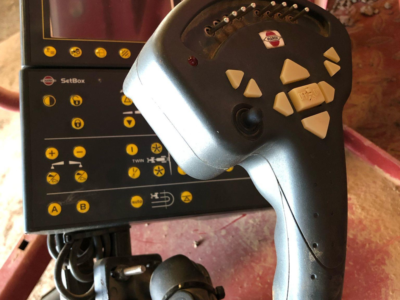 COMMANDER 4400I