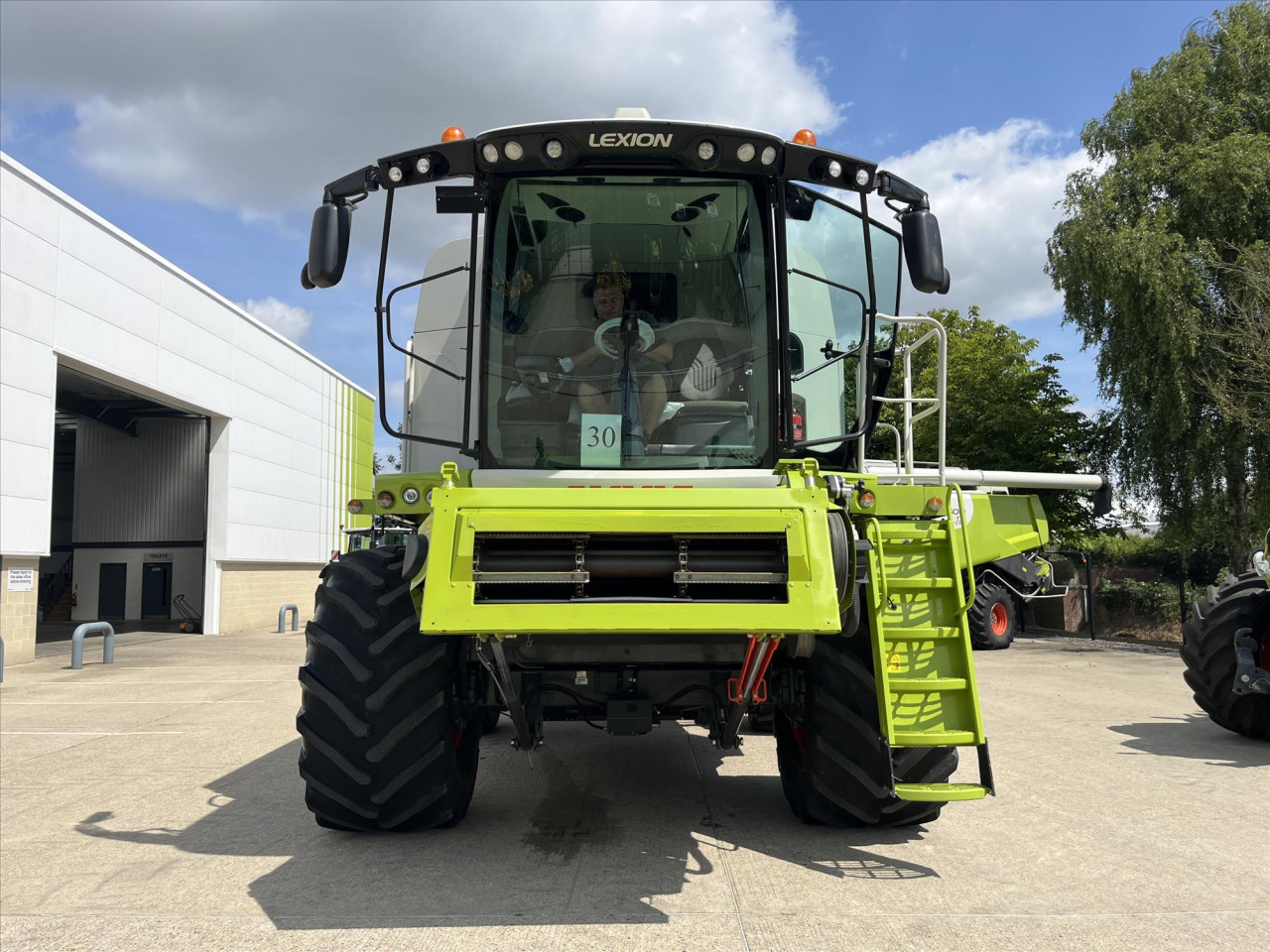 LEXION 660