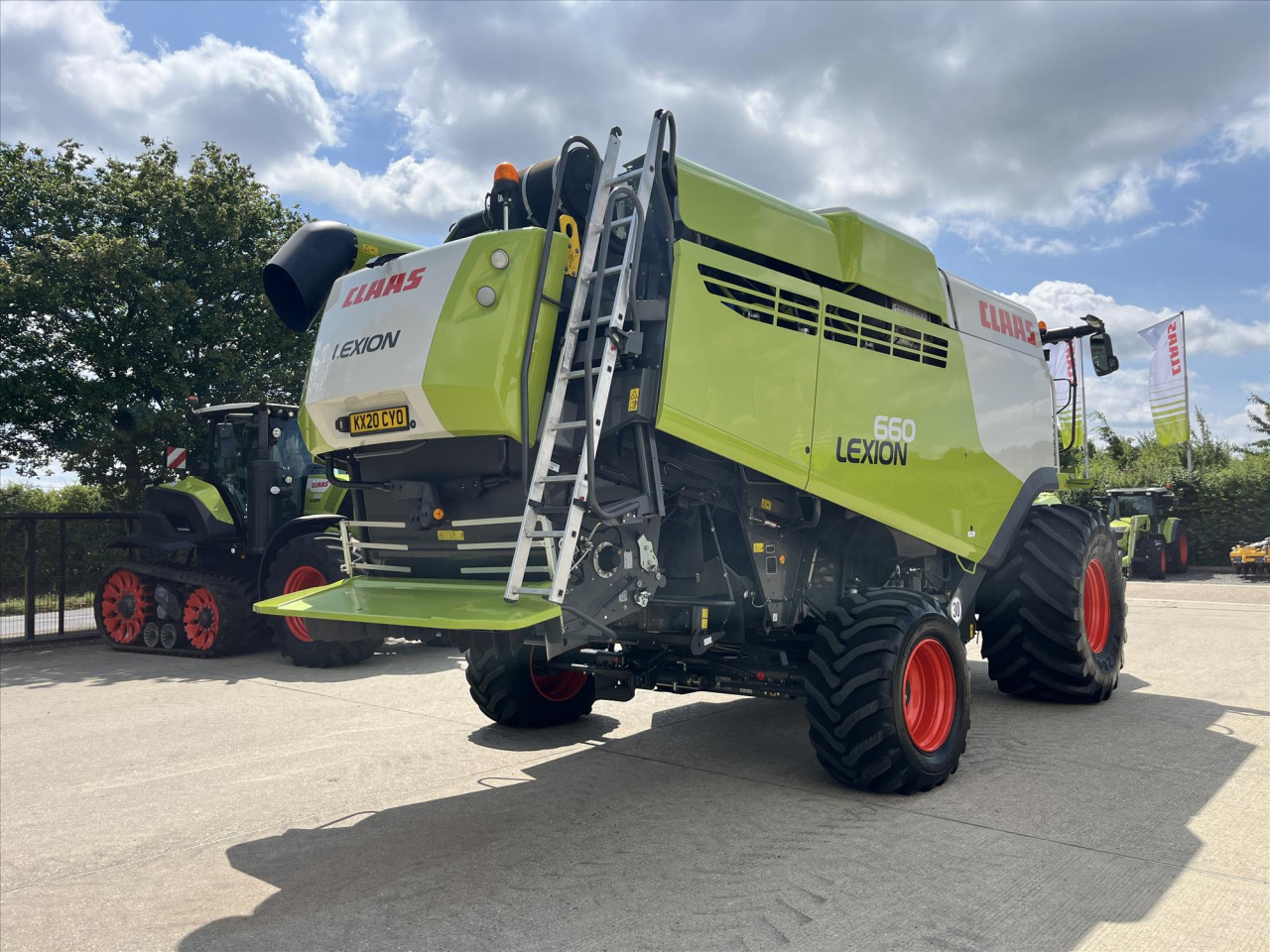 LEXION 660