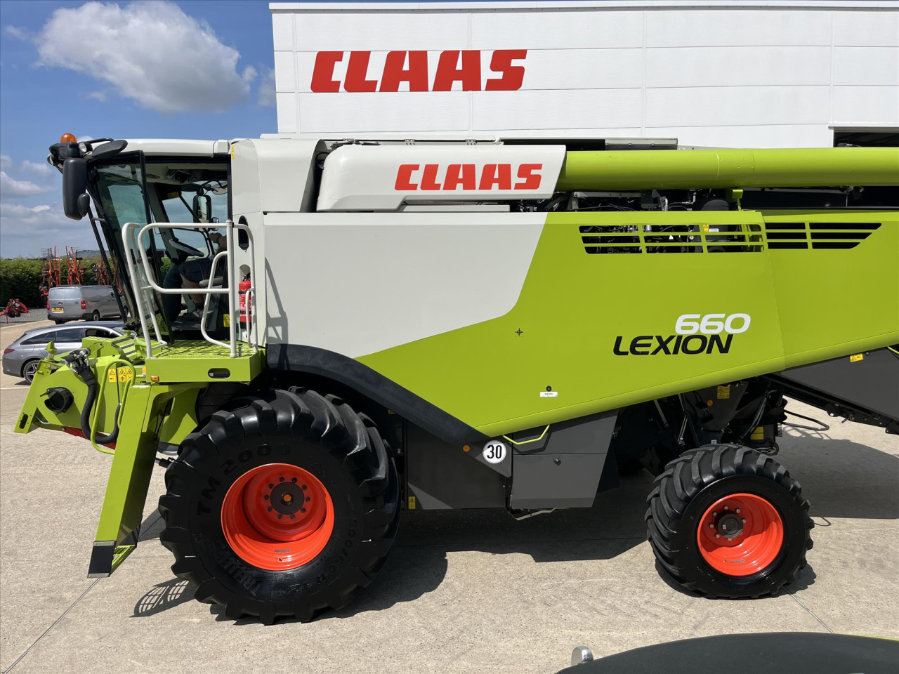 LEXION 660