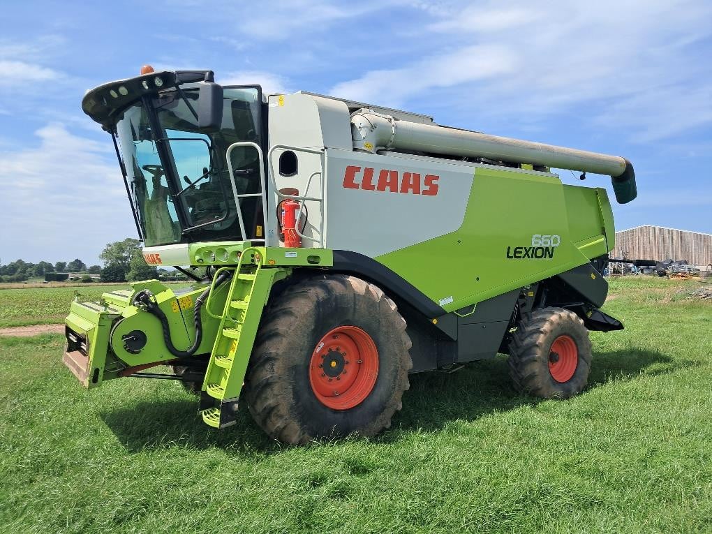 LEXION 660