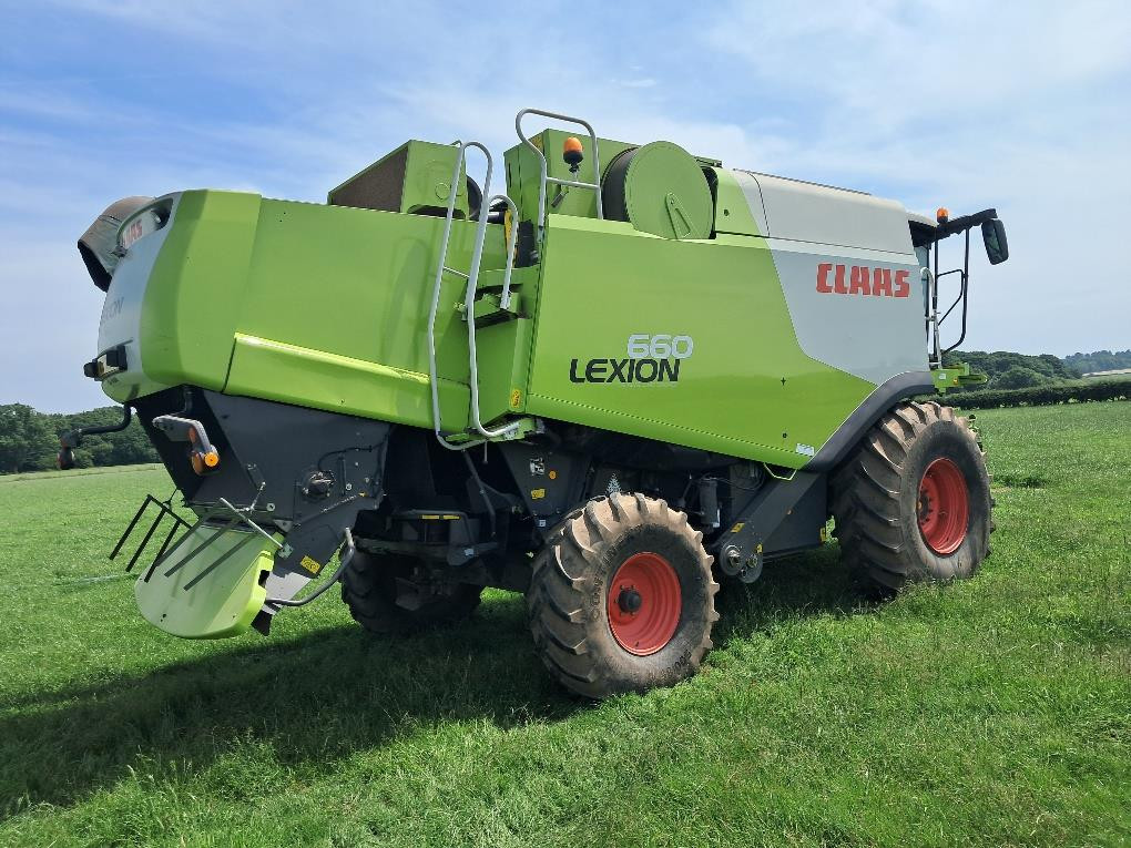 LEXION 660