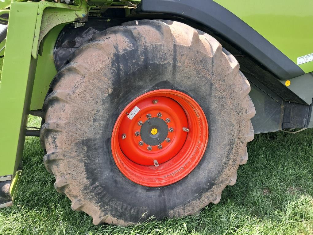 LEXION 660