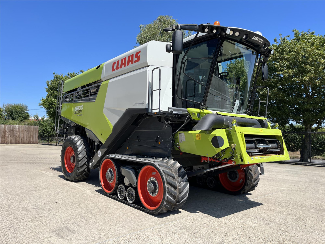 LEXION 8900 TERRA TRAC