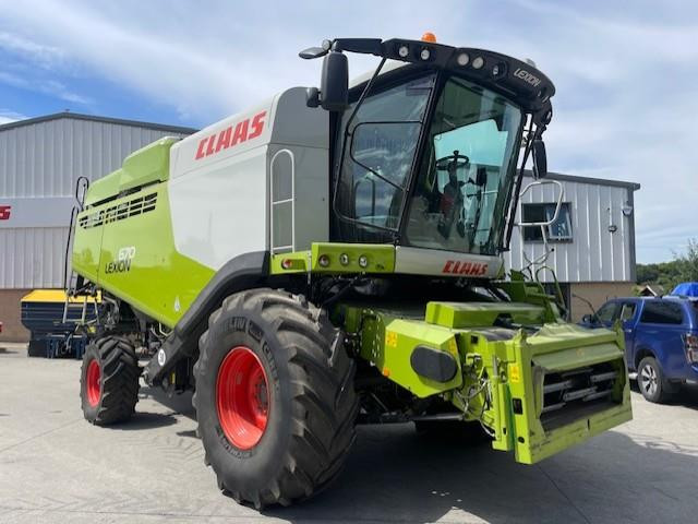 LEXION 670 M