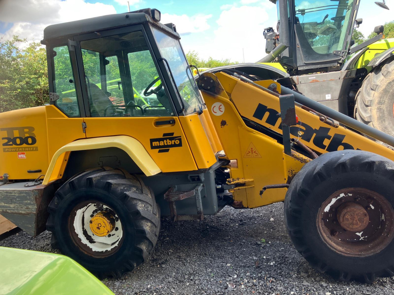 200 POWERSHIFT TELEHANDLER
