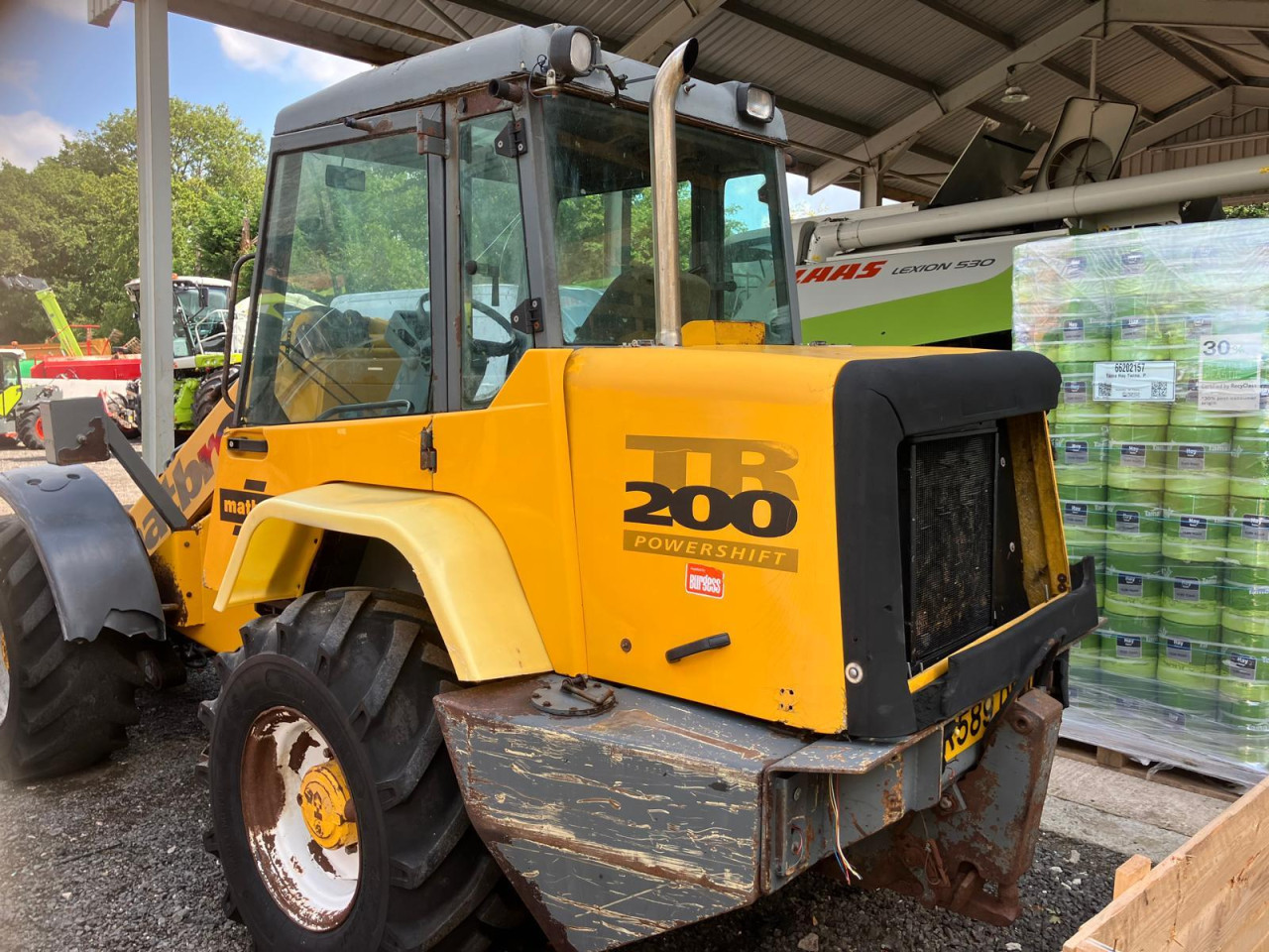 200 POWERSHIFT TELEHANDLER
