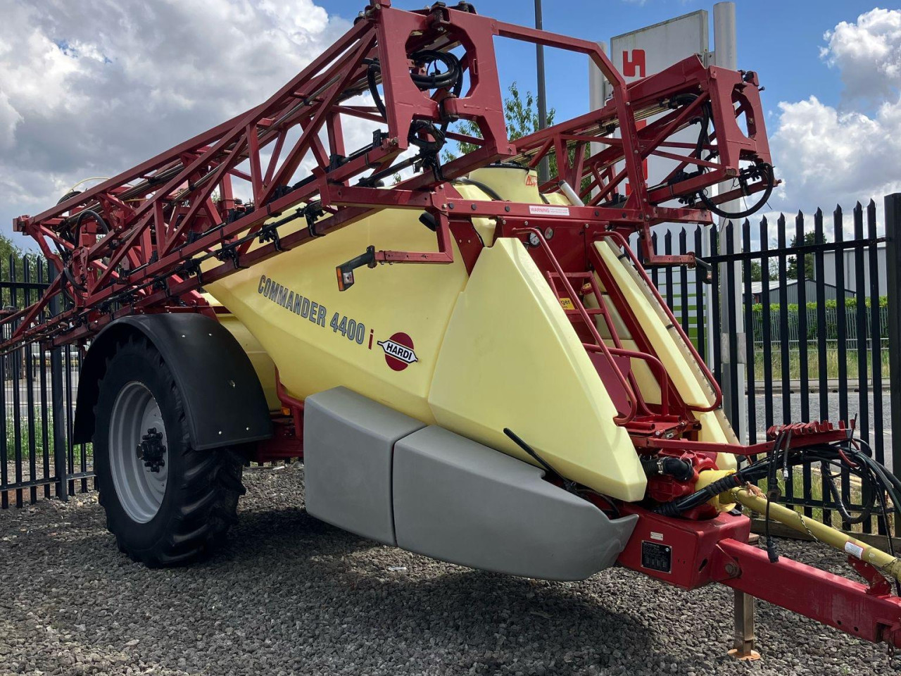 COMMANDER 4400I