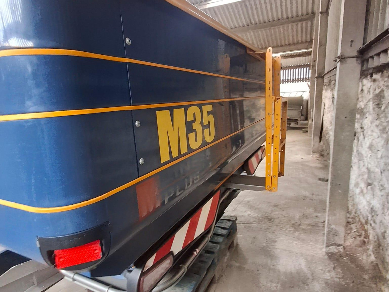 M 35W