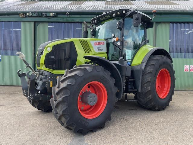 AXION 870
