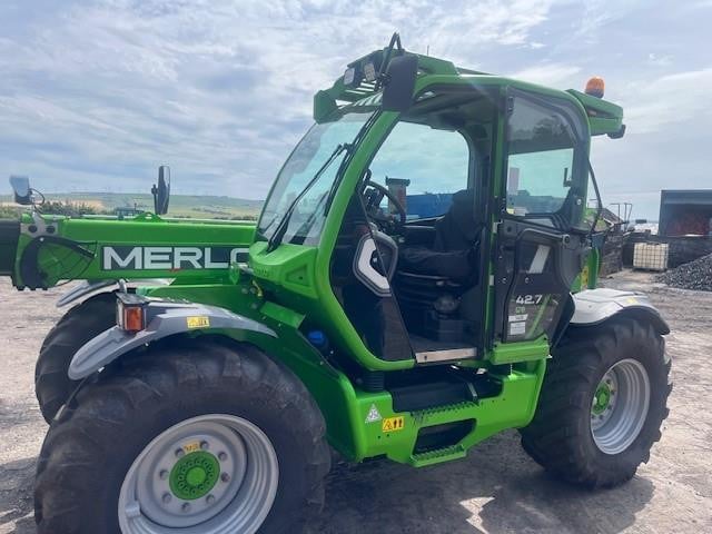 MERLO 42.7