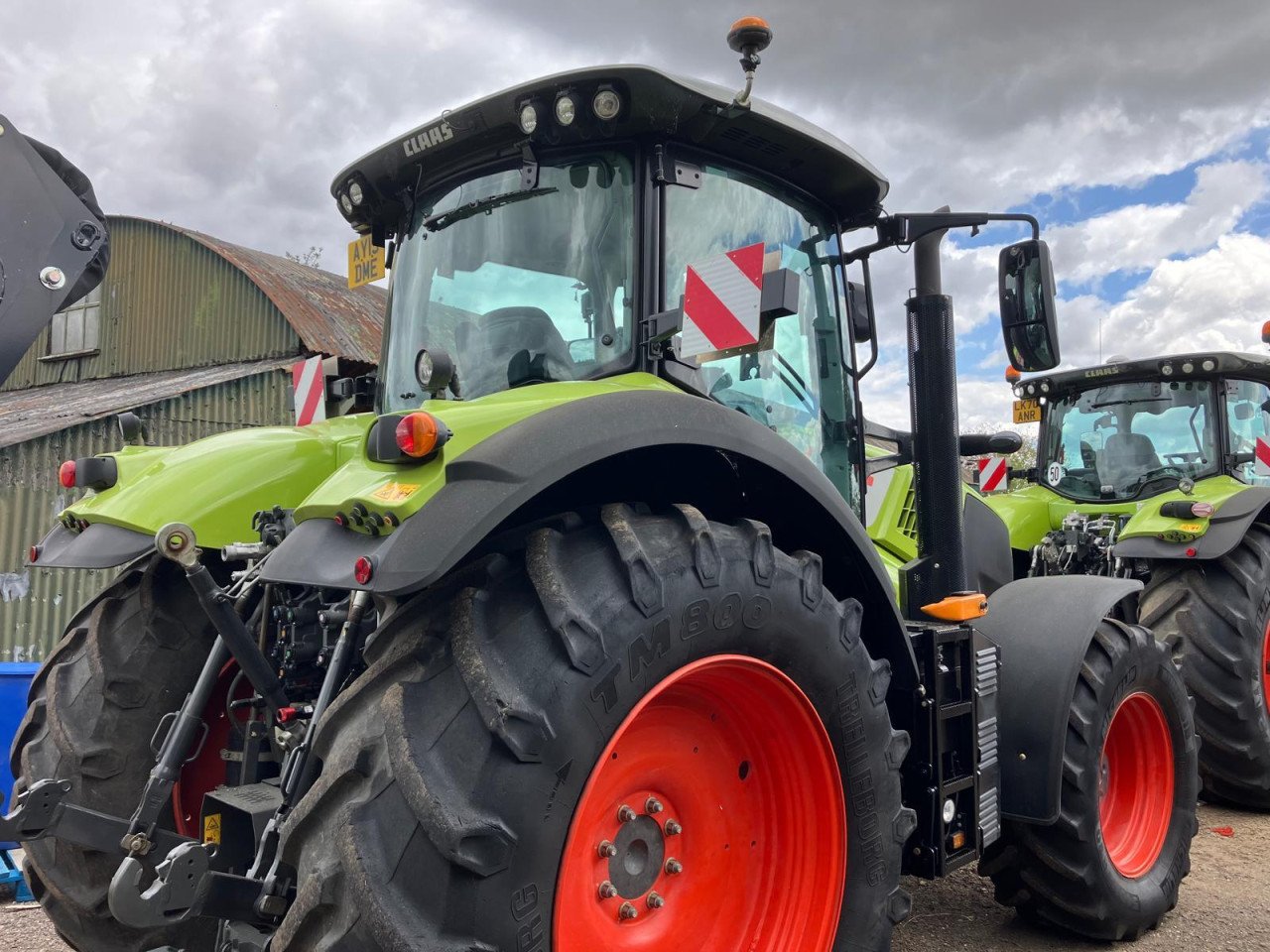 AXION 830