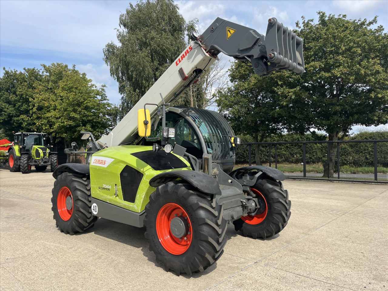 SCORPION 7044
