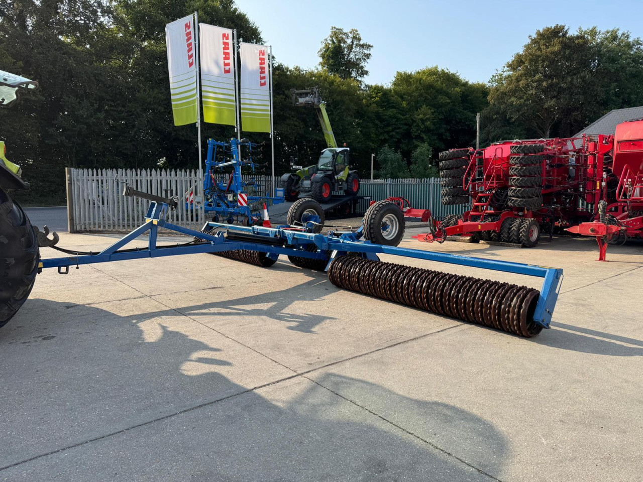 COMPACT 830