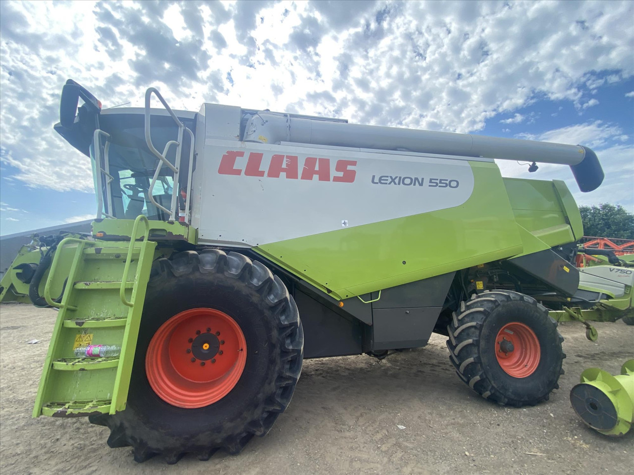 LEXION 550