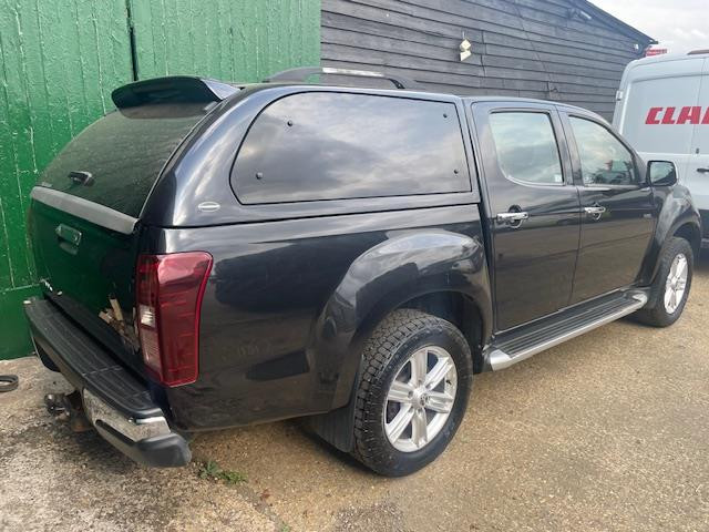 D-MAX YUKON