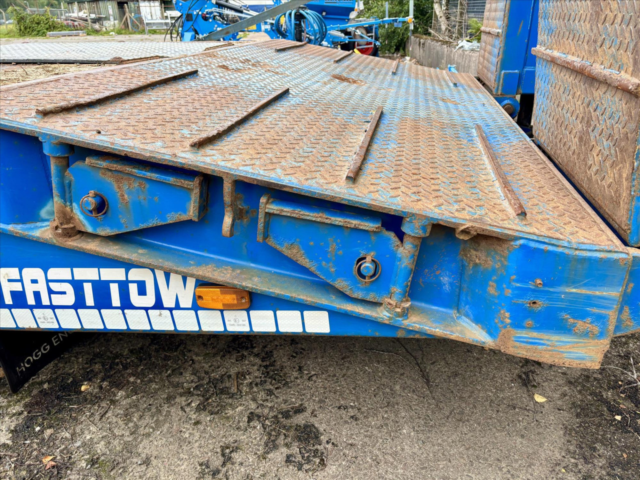 HOGG 33 TON