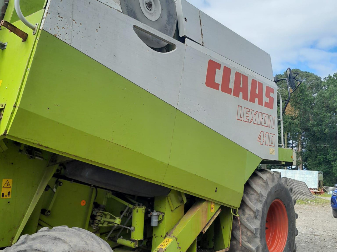 LEXION 410