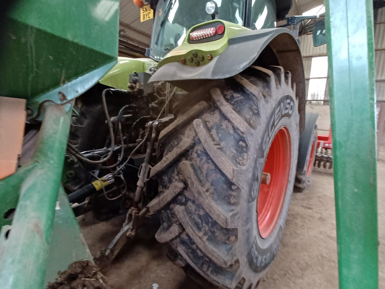 USED AXION 850