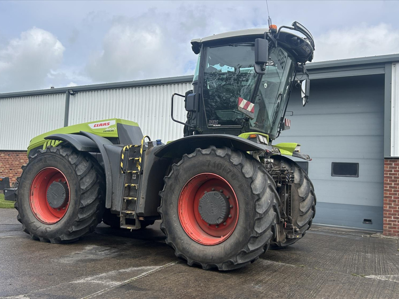 USED 2023 XERION 4200 TRAC VC - STAGE V
