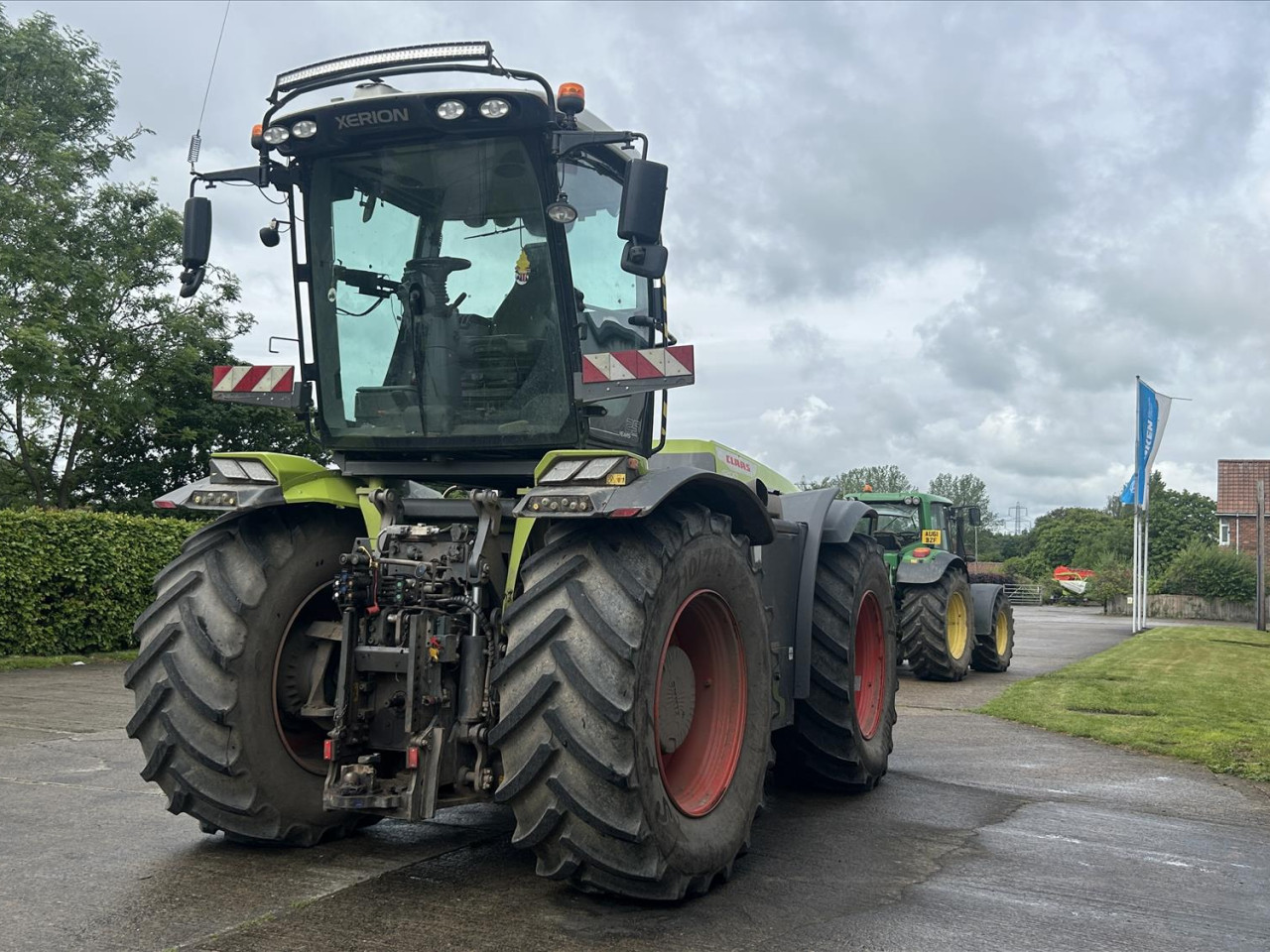USED 2023 XERION 4200 TRAC VC - STAGE V