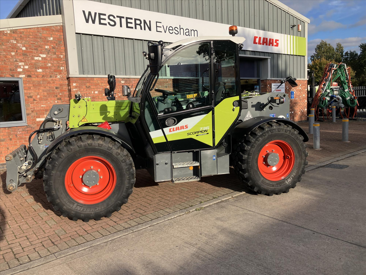 SCORPION 736 VARIPOWER - STAGE V