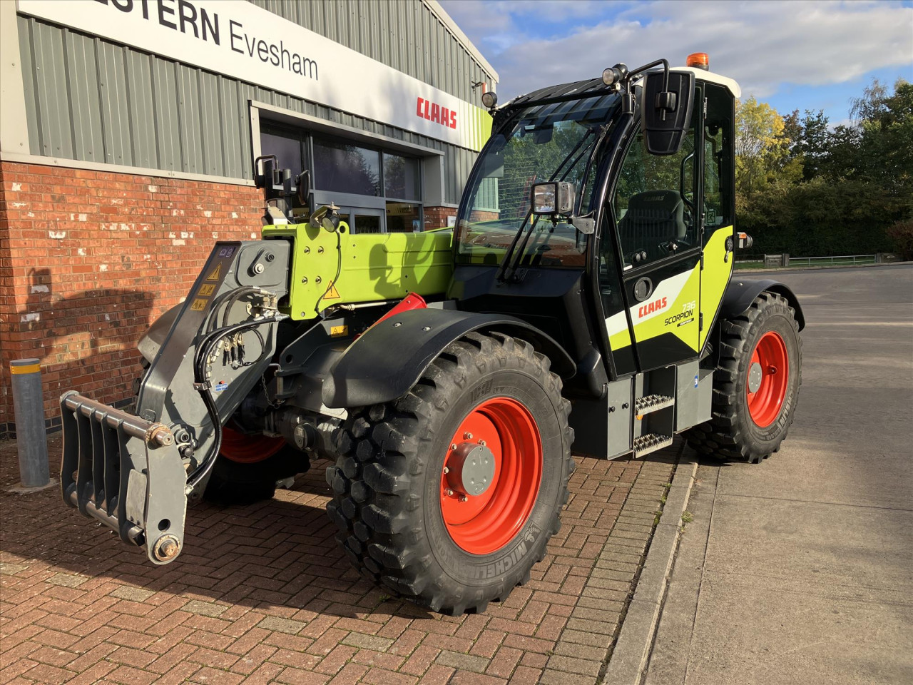 SCORPION 736 VARIPOWER - STAGE V