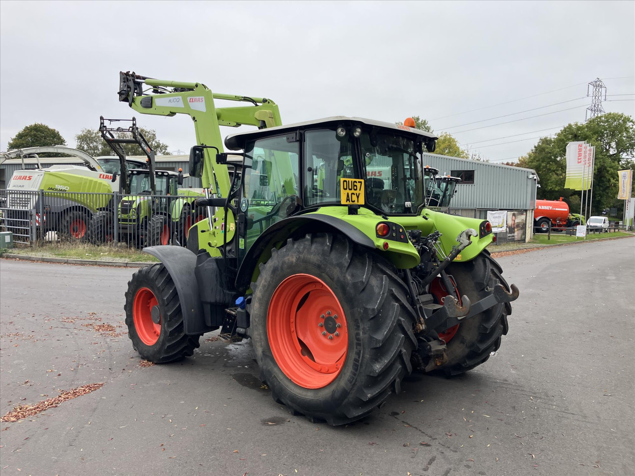CLAAS ARION 420 C/W FL80 LOADER