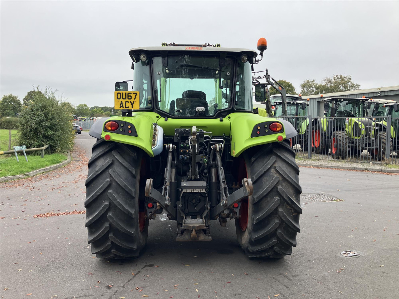 CLAAS ARION 420 C/W FL80 LOADER