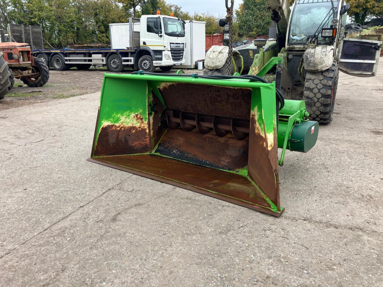 KWFS AUGER/ROOT PULPING BUCKET