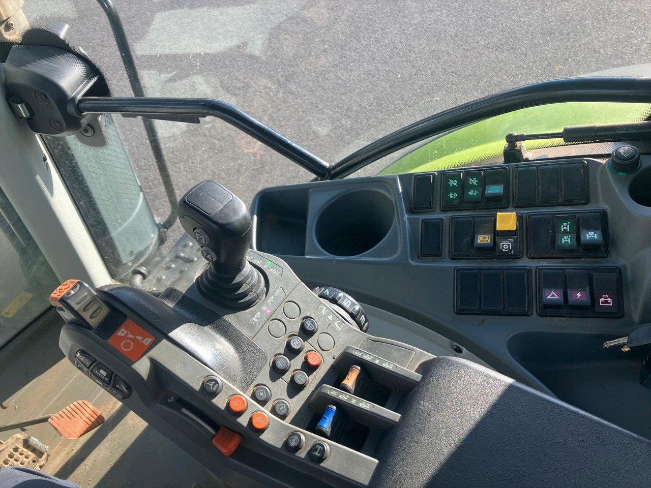 ARION 650