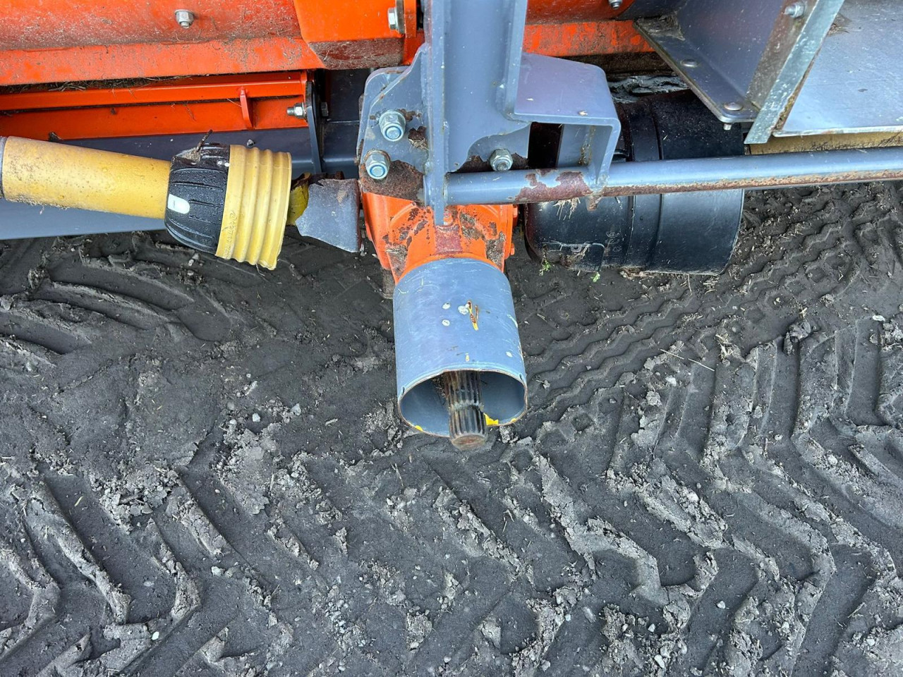 4010 WHOLECROP HEADER