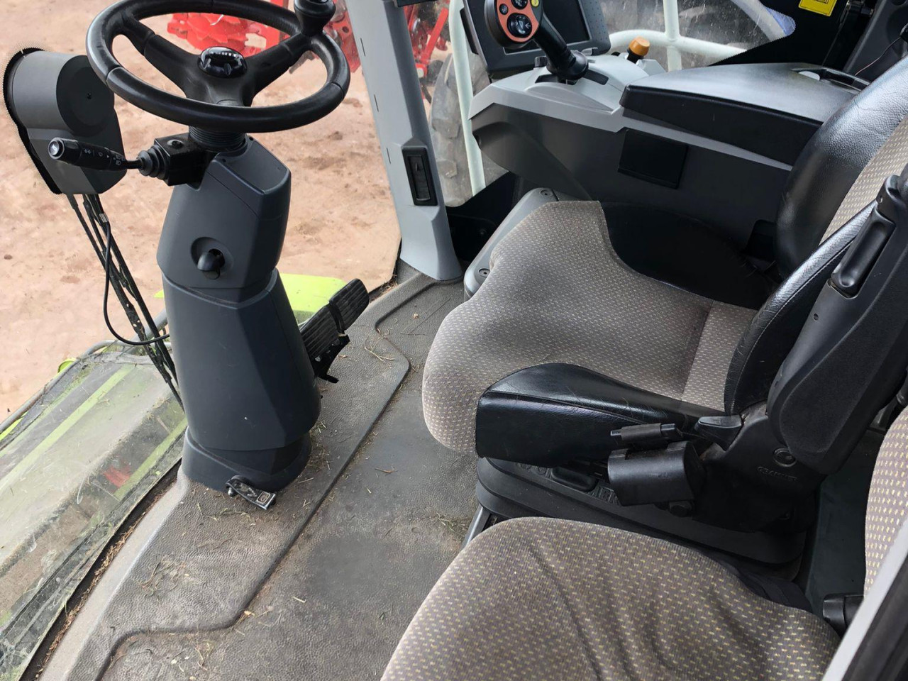 USED 2016 JAGUAR 950 C/W PU300