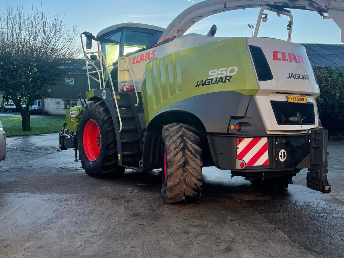 USED 2016 JAGUAR 950 C/W PU300