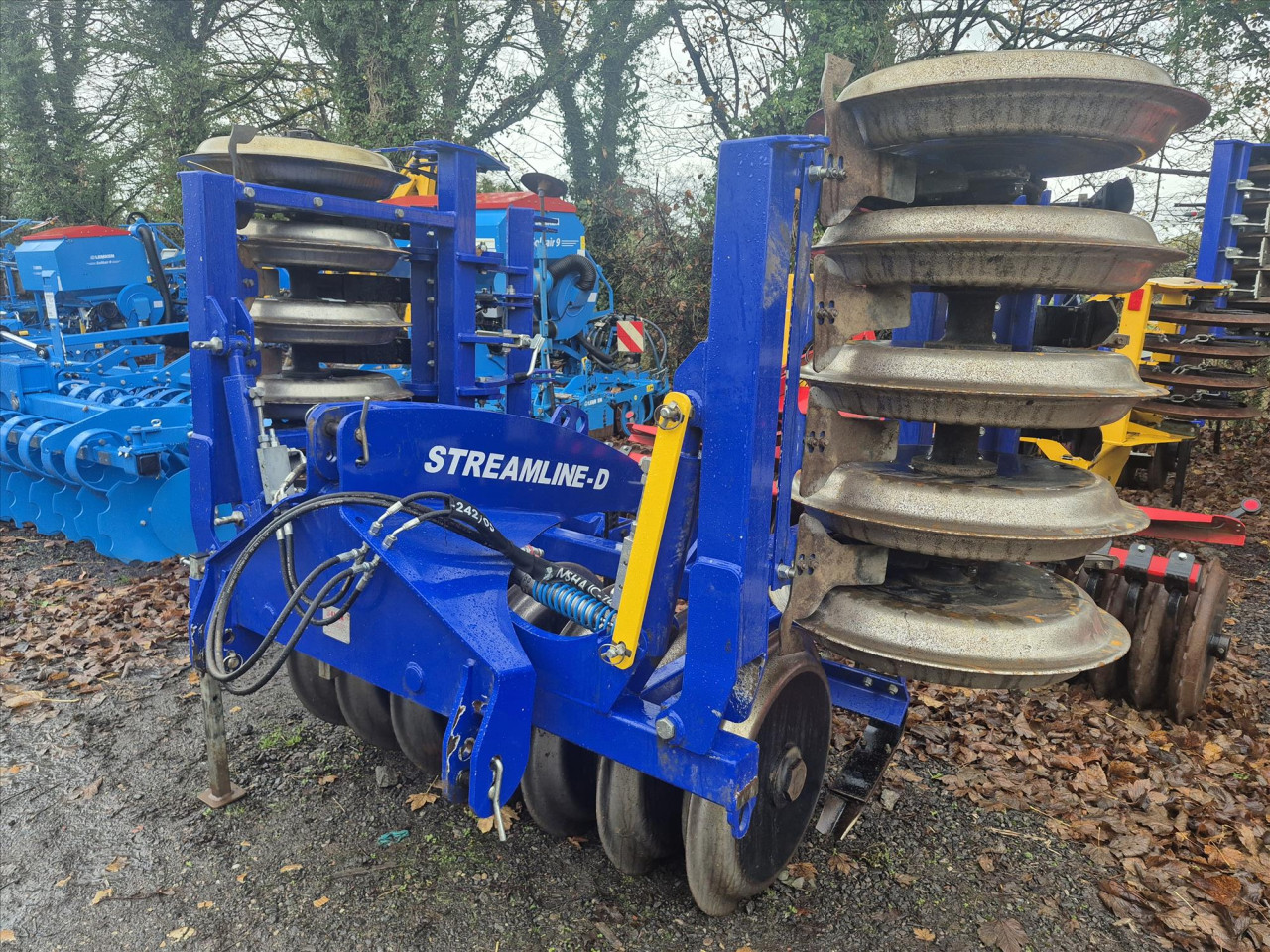 4M STREAMLINE HYD FOLDING PRESS