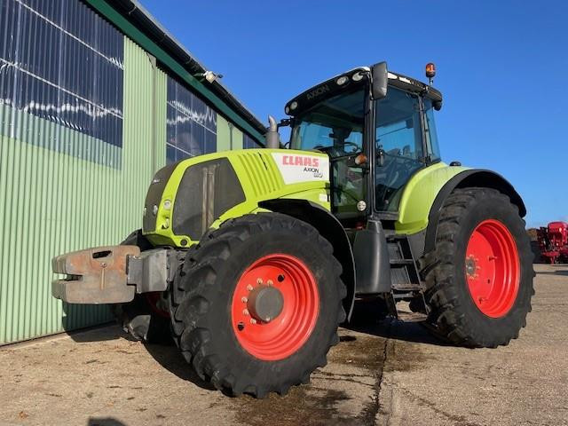 AXION 810