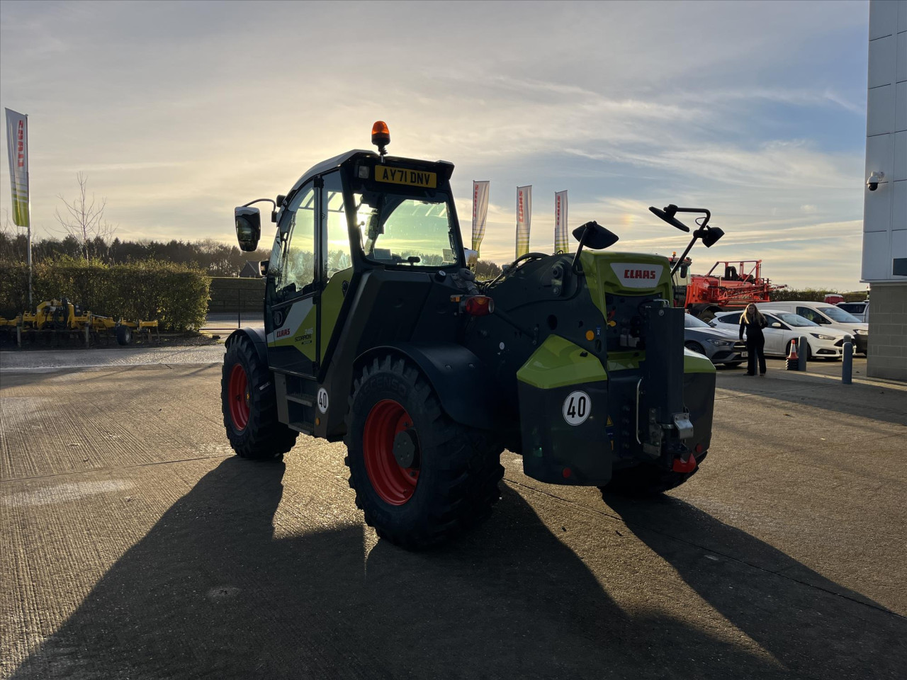 SCORPION 746 VARIPOWER - STAGE V