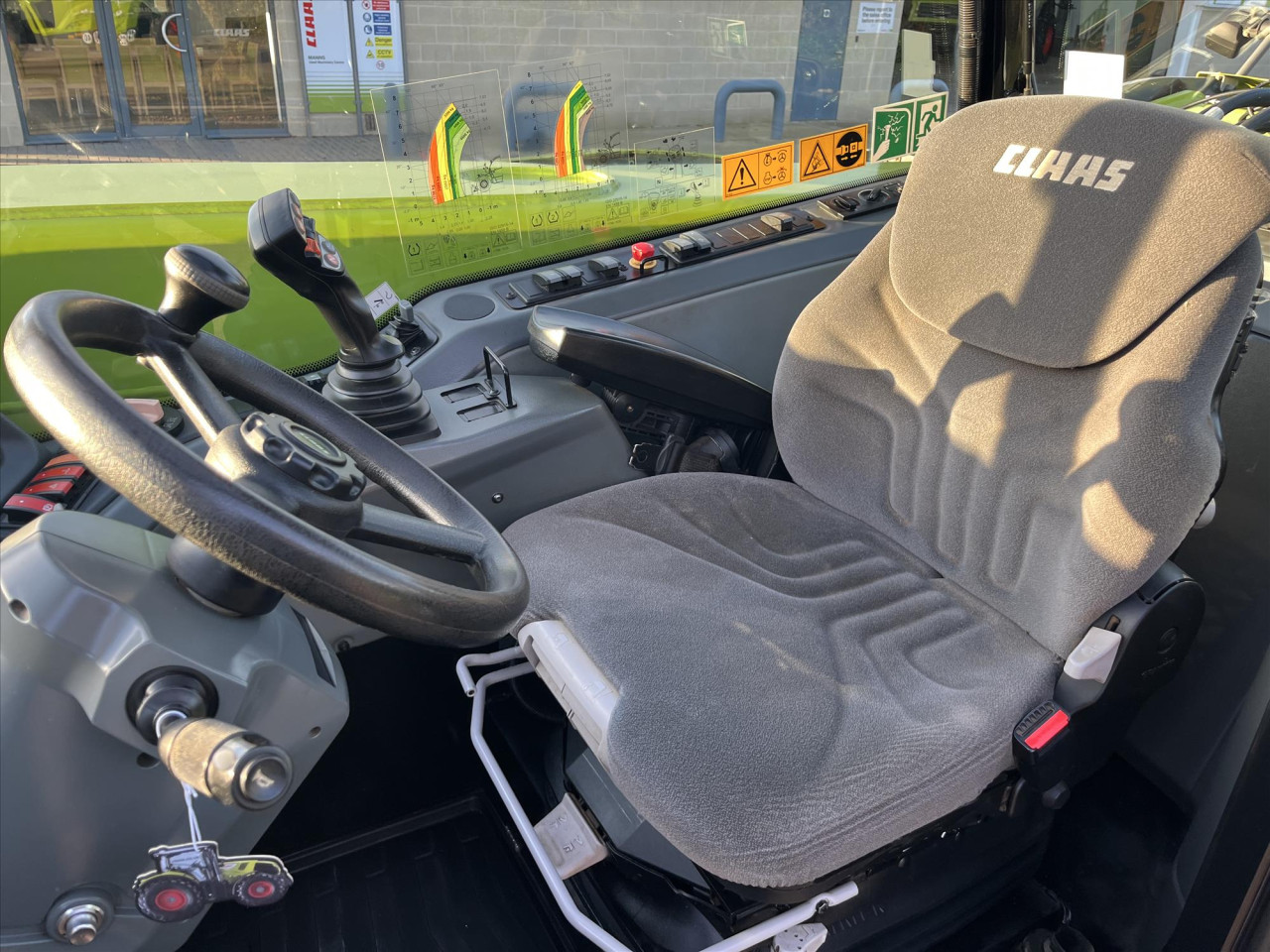 SCORPION 746 VARIPOWER - STAGE V