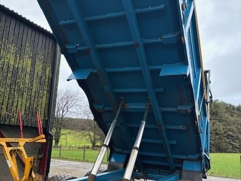 12 TON TIPPING GRAIN TRAILER