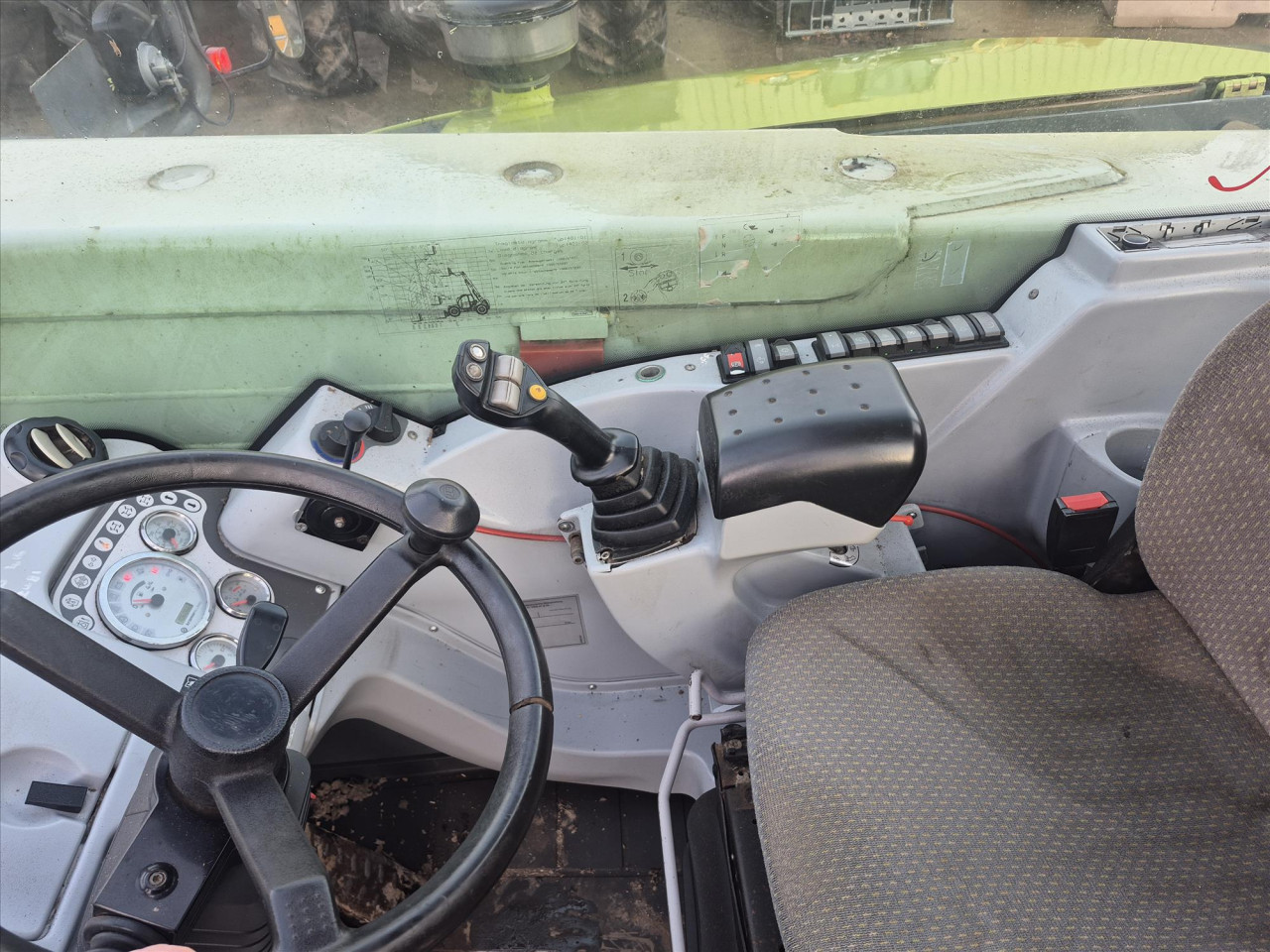 SCORPION 7030 TELEHANDLER