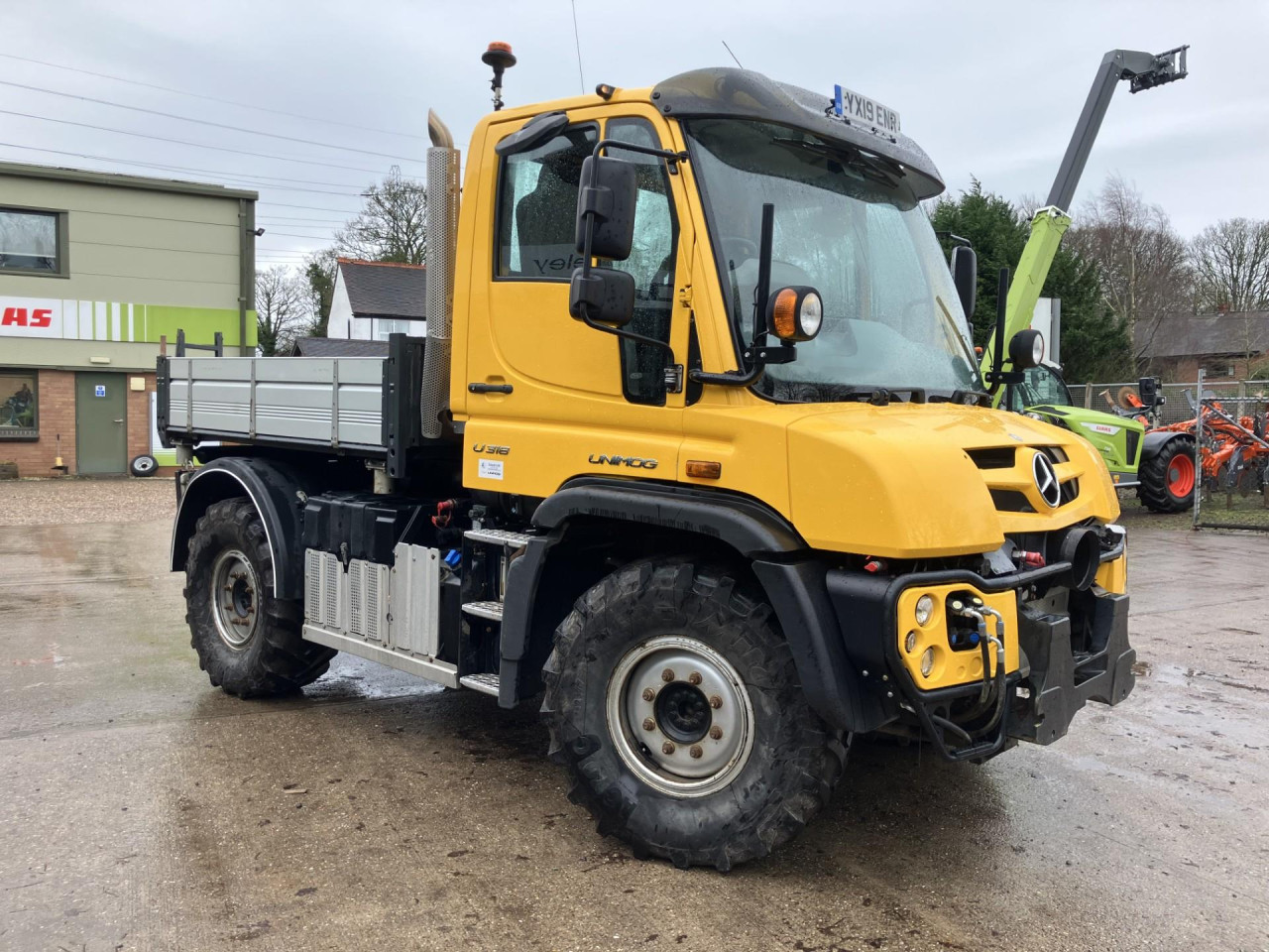 MERCEDES U318 UNIMOG