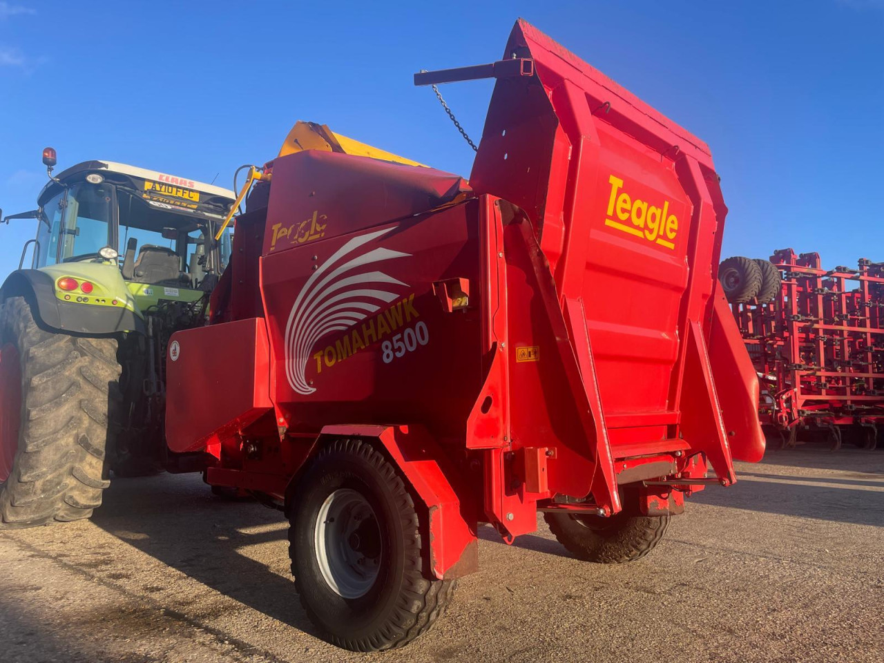 8500 TOMAHAWK